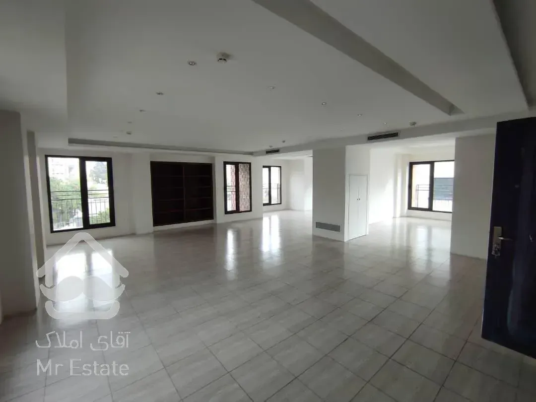 *براصلی ظفر/200متر /سنداداری/شیک/فلت*