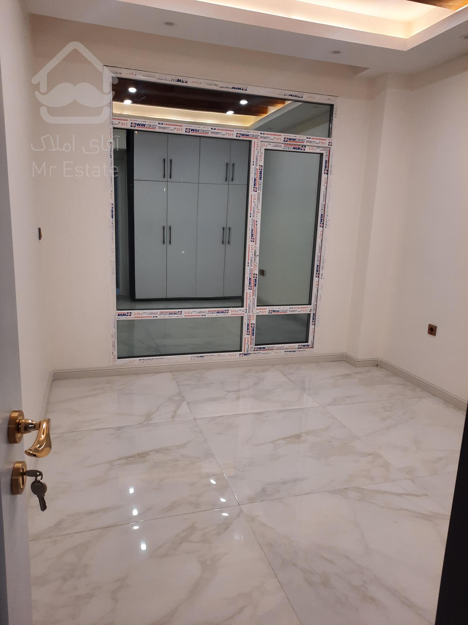 118متر/کردستان/آزادگان ۲پارکینگ