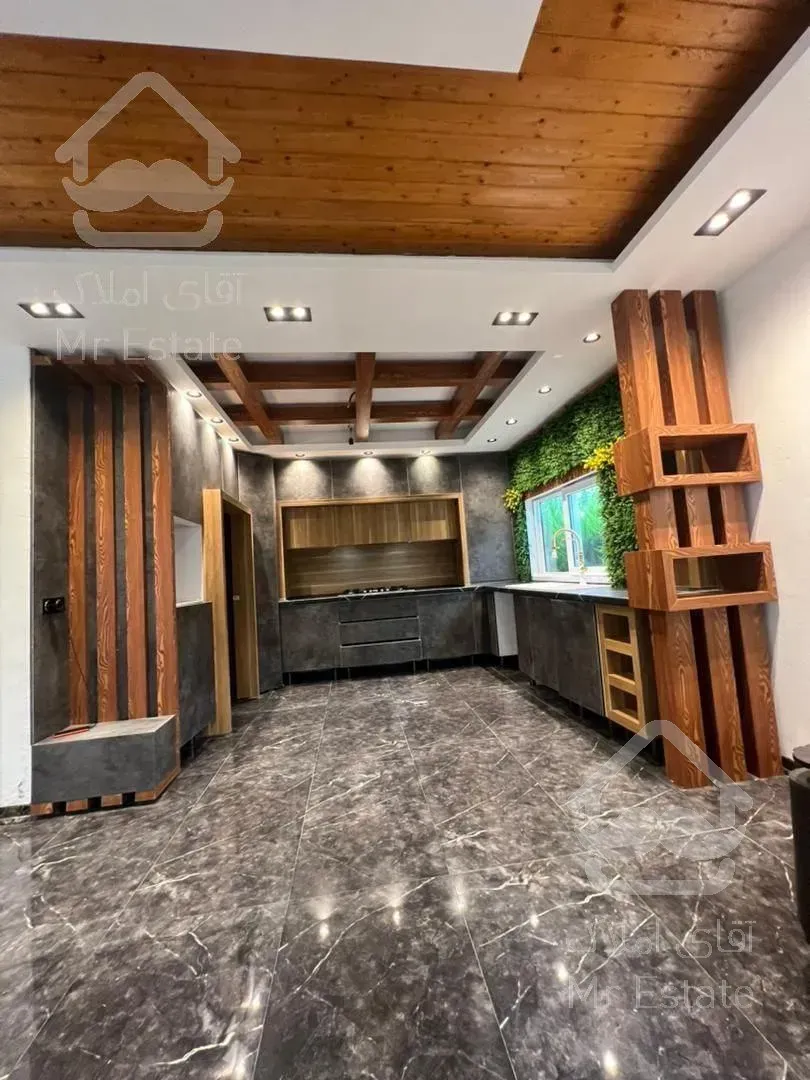 فروش ویلا لوکس شهرک بر جاده