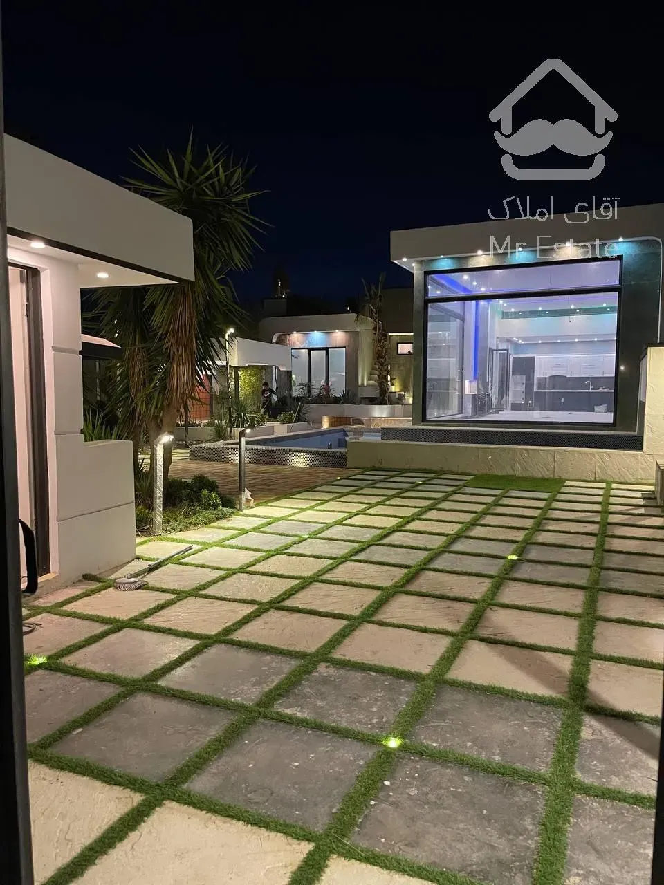 فروش ویلا ۱۵۰ متری دو خواب در لواسان