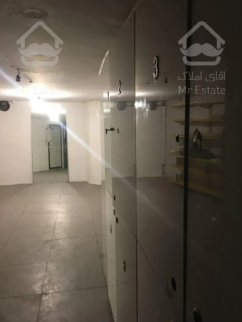 ۲۲۰ متر موقعیت اداری