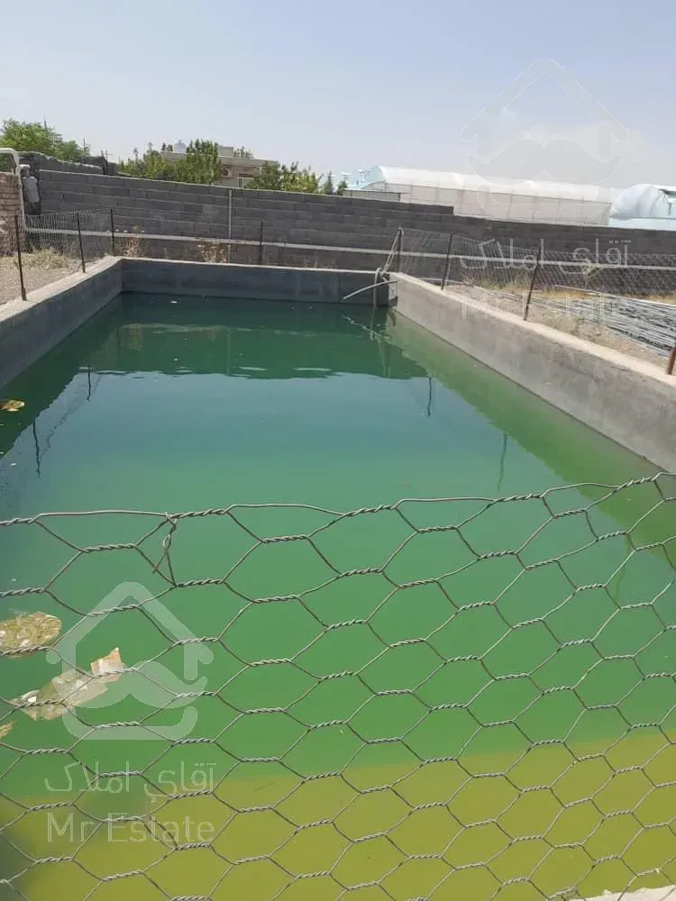 مجتمع گلخانه ای/ سلفچگان/ تک برگ