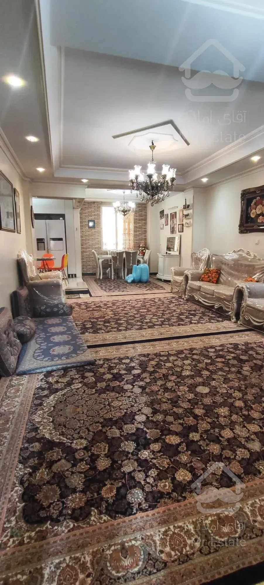 100متر دو خوابه با پارکینگ عروسک