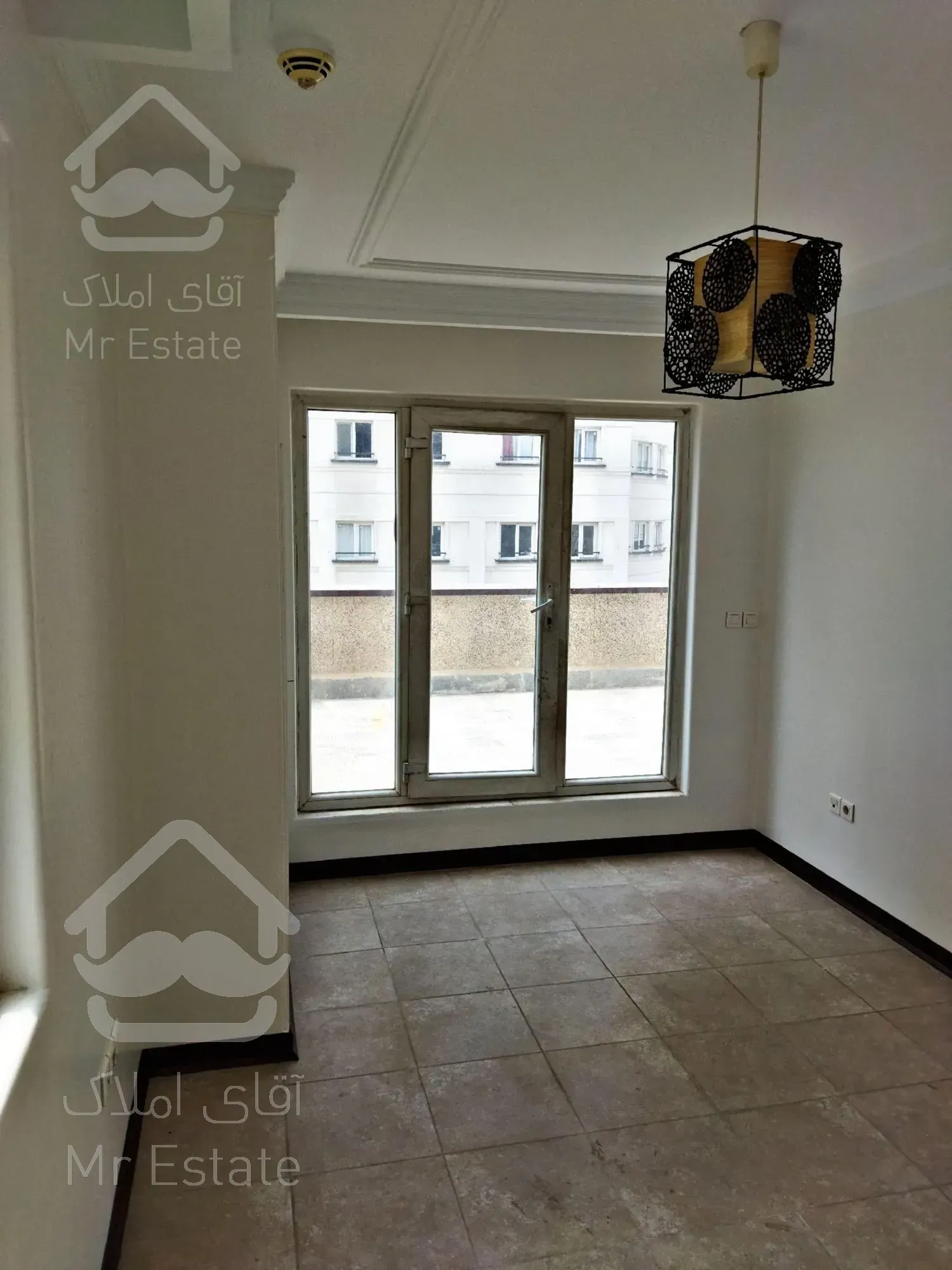 رهن و اجاره واحد 120 متری در چیتگر