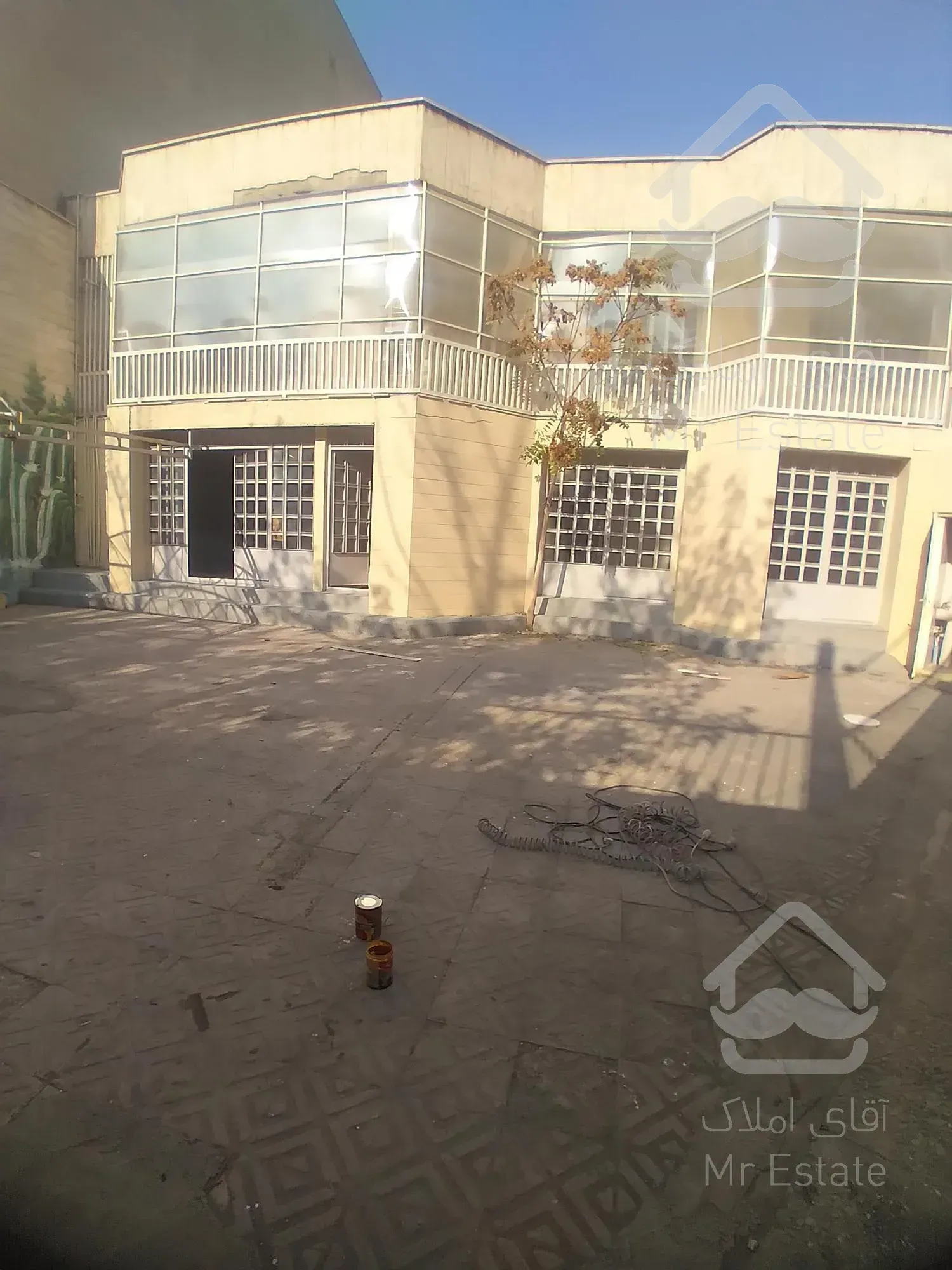 ۴۵۰ متر زیربنا ویلایی موقعیت اداری