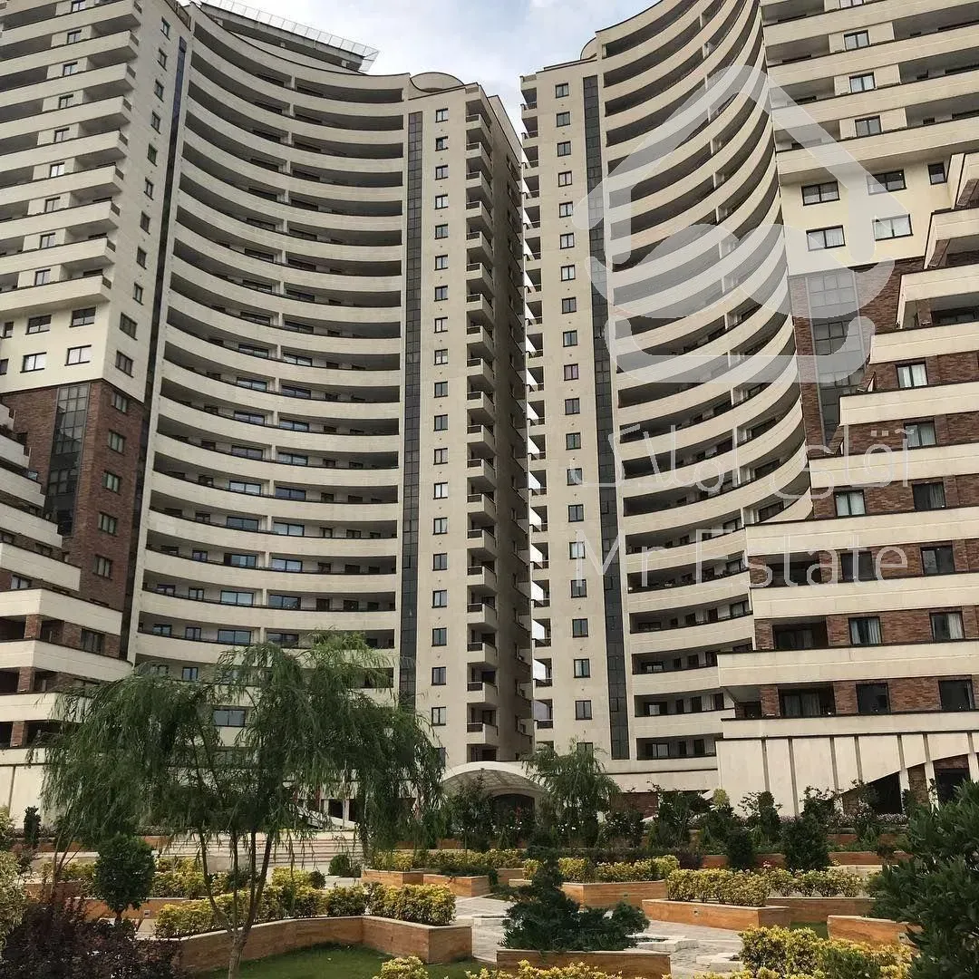 آپارتمان ۸۰ متری بی واسطه سندتکبرگ دسترسی عالی