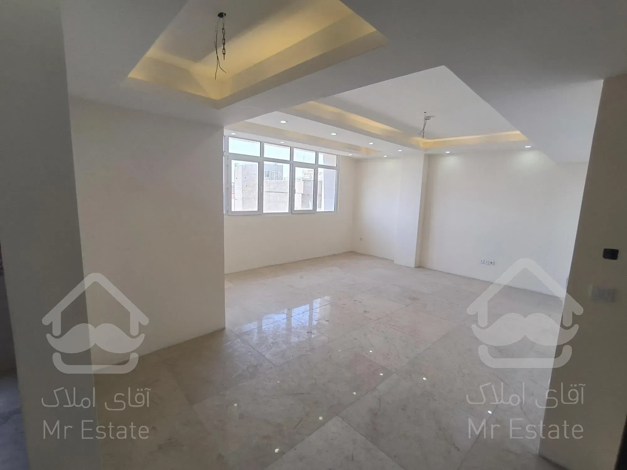 فروش آپارتمان ۱۴۶ متری کلید نخورده / تک واحدی/ دو پارکینگ سندی / شمالی