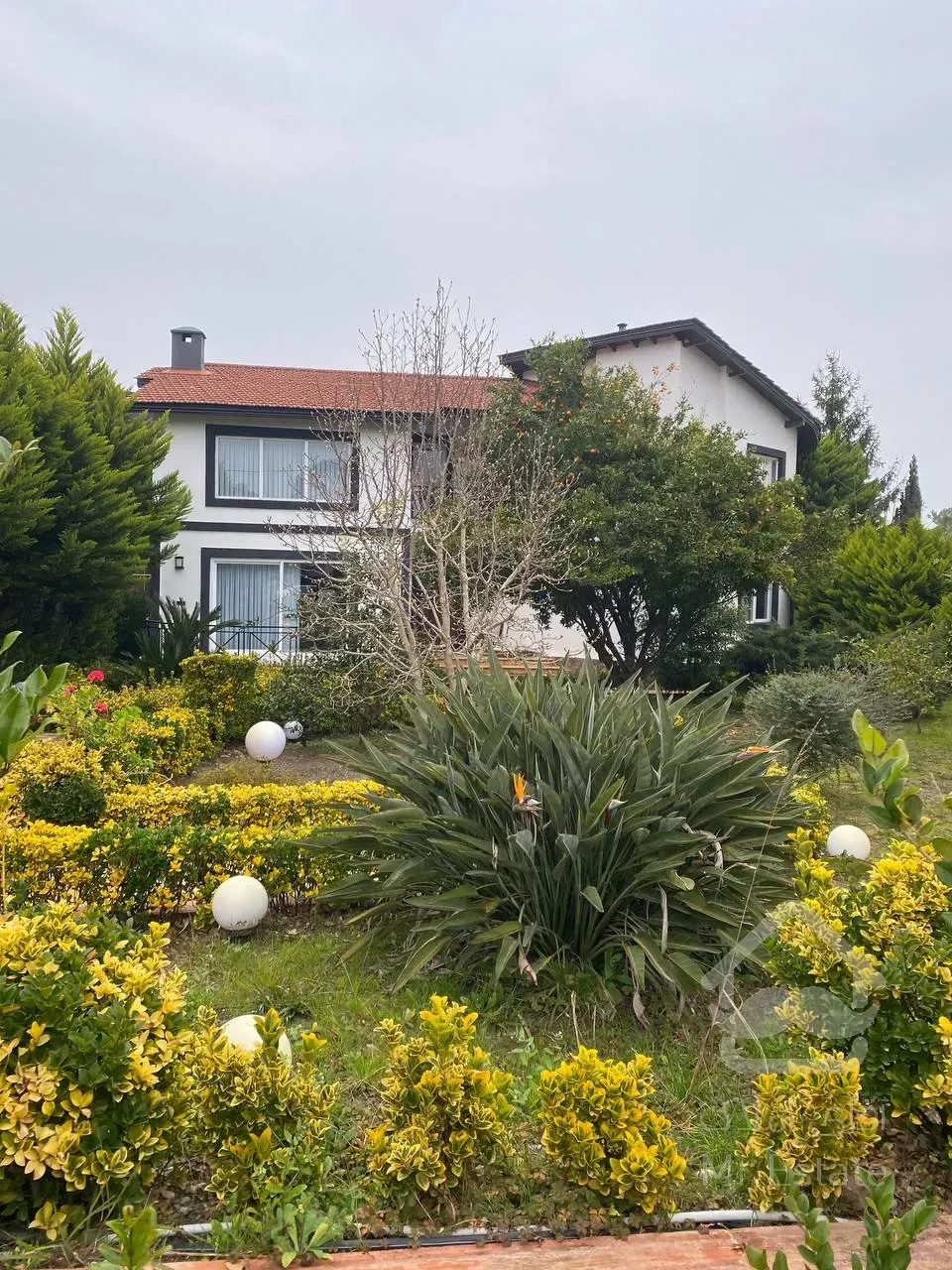 رهن و اجاره ویلا باغ تخلیه شهرک برند