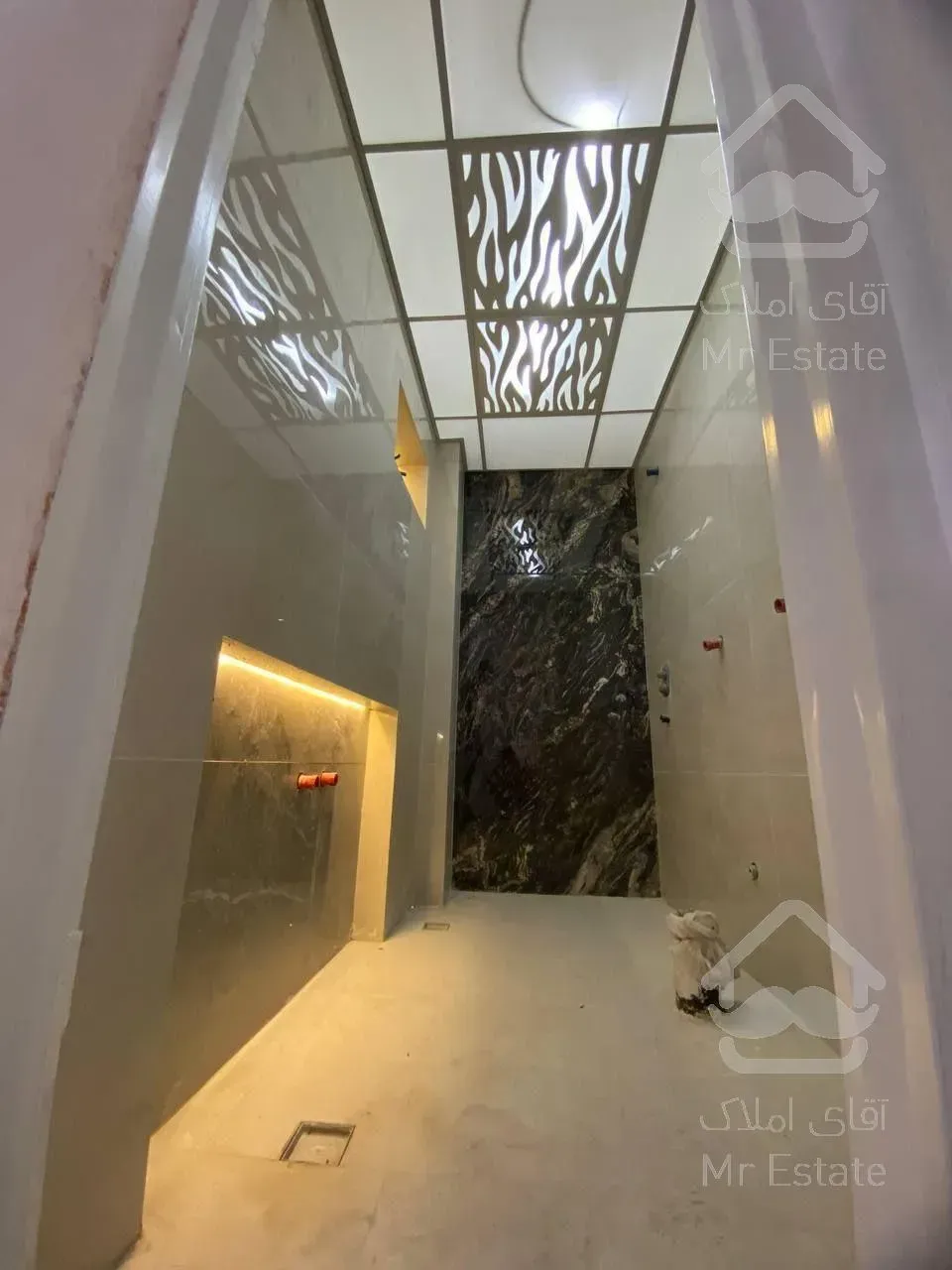 فروش مجتمع چهار واحدی گوهردشت