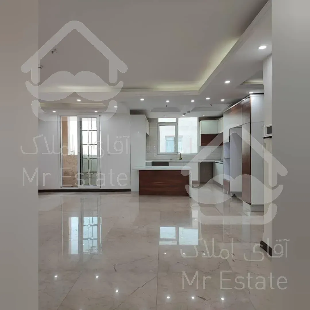 واحد ۱۲۰متری فول امکانات دسترسی عالی بدون کمیسیون