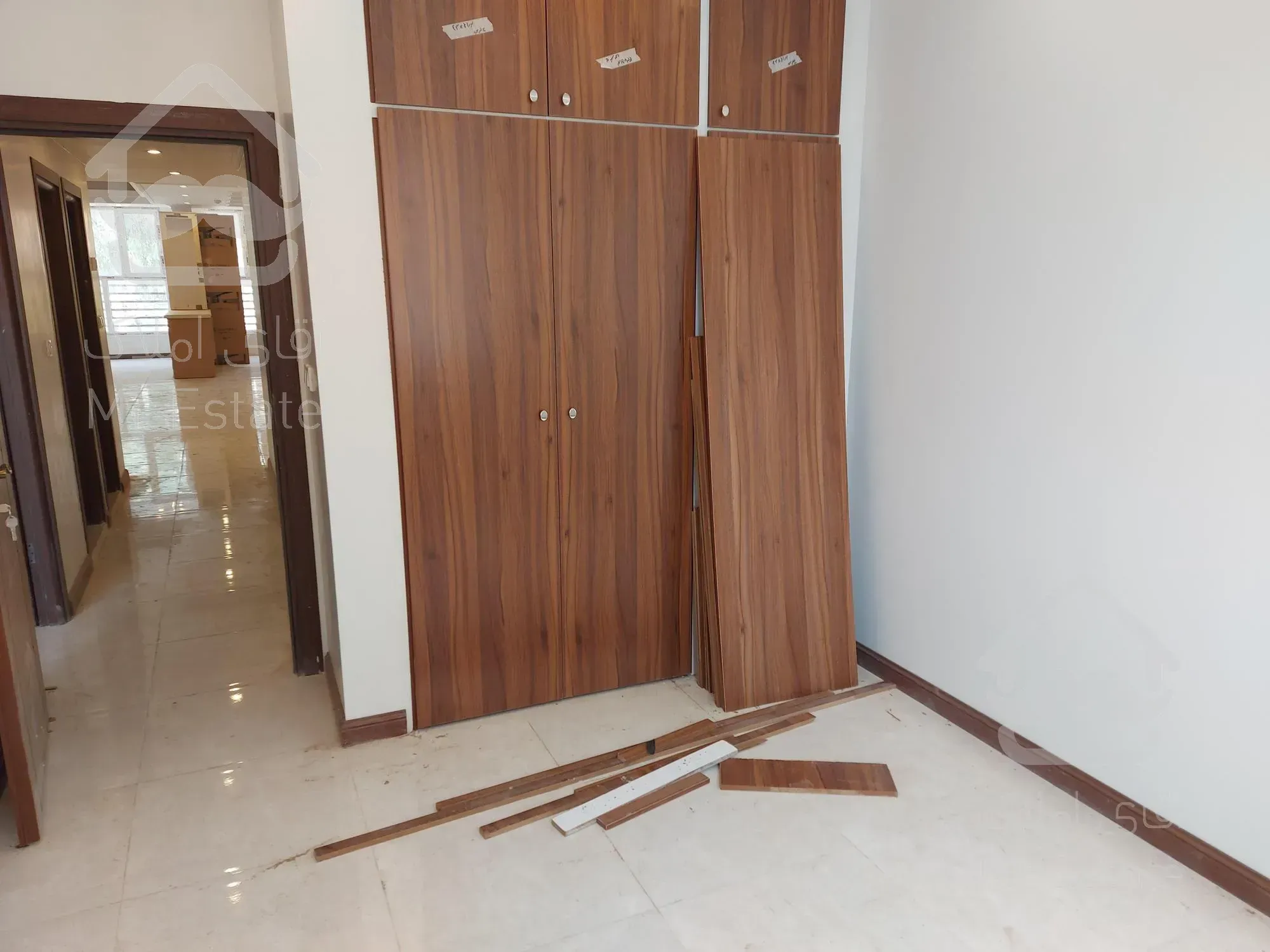 مقتح شمالی امیراتابک ۱۳۰متر رهن کامل ۳خواب