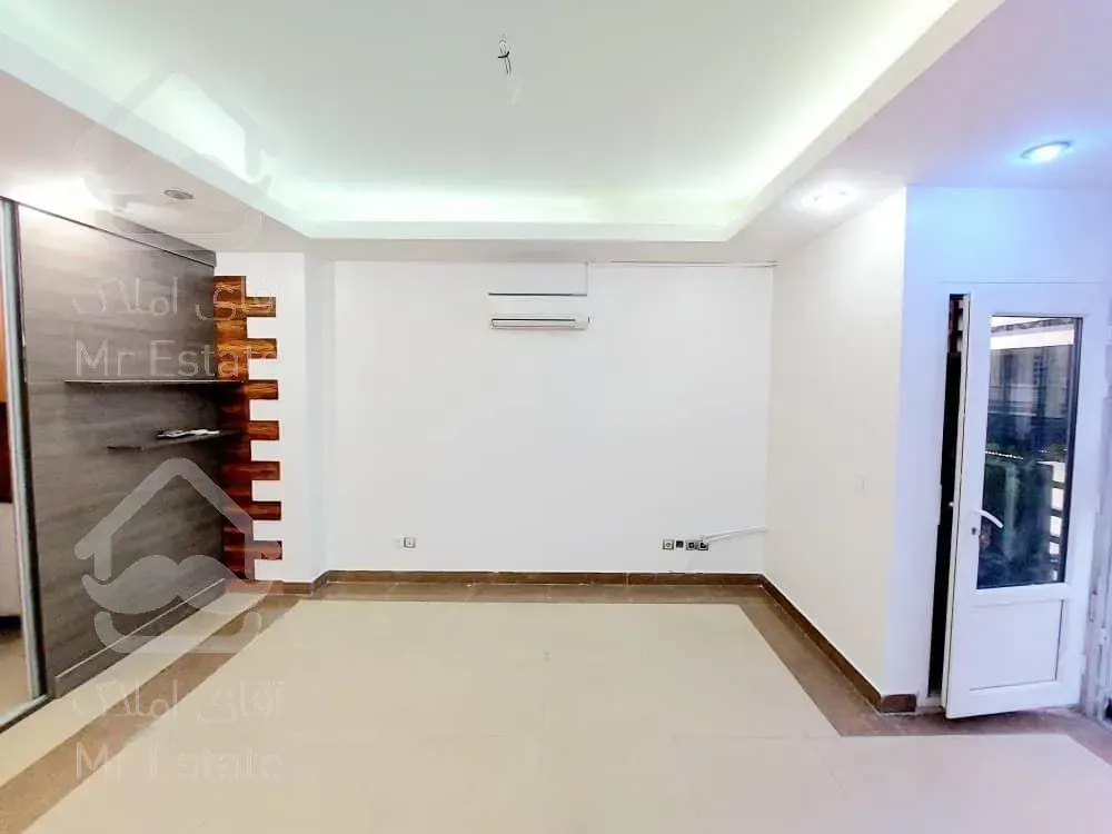 ۶۰متر رو به رو بیمارستان عرفان مطب دفتر کار