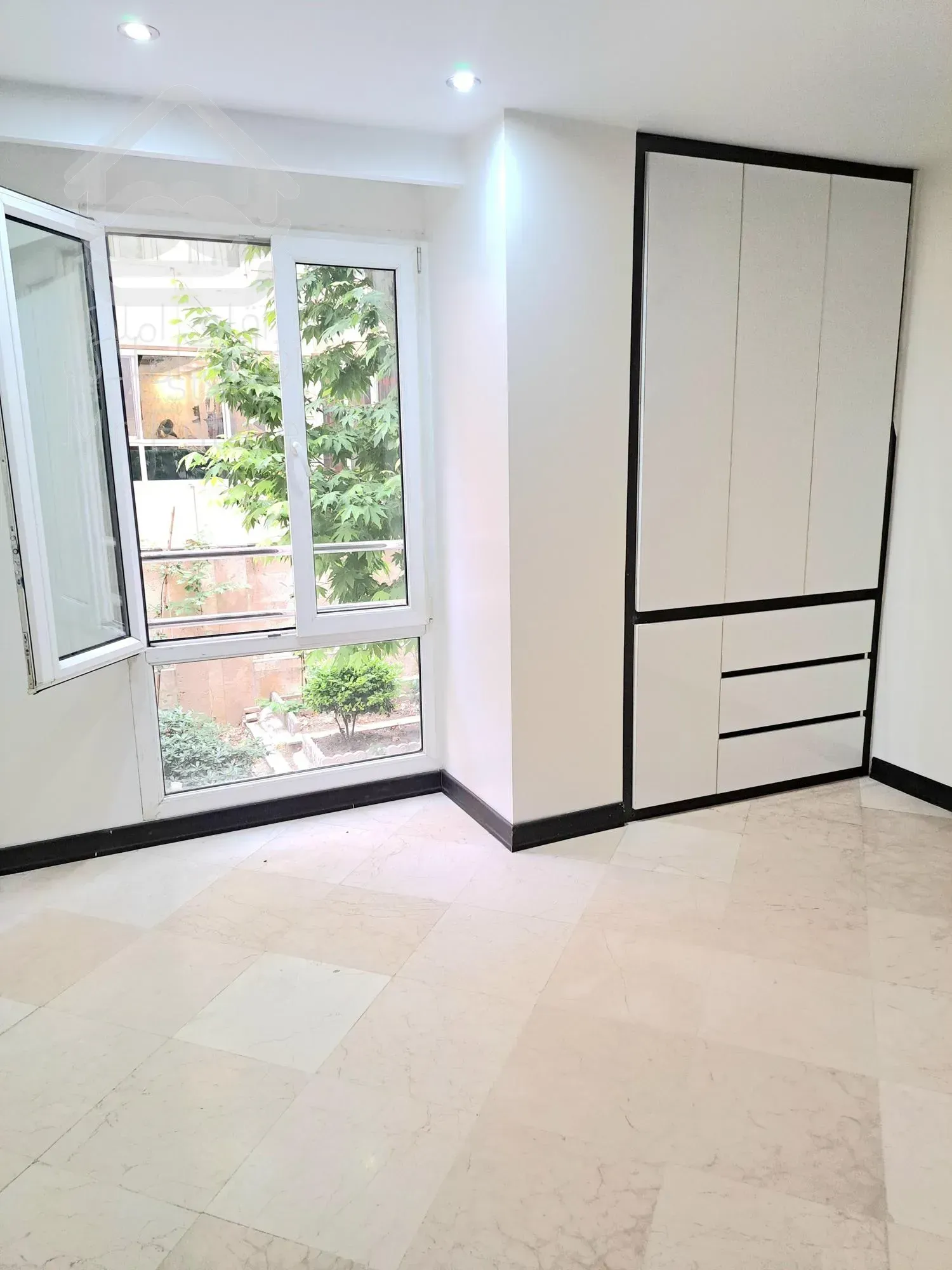 دوخواب باغ فردوس