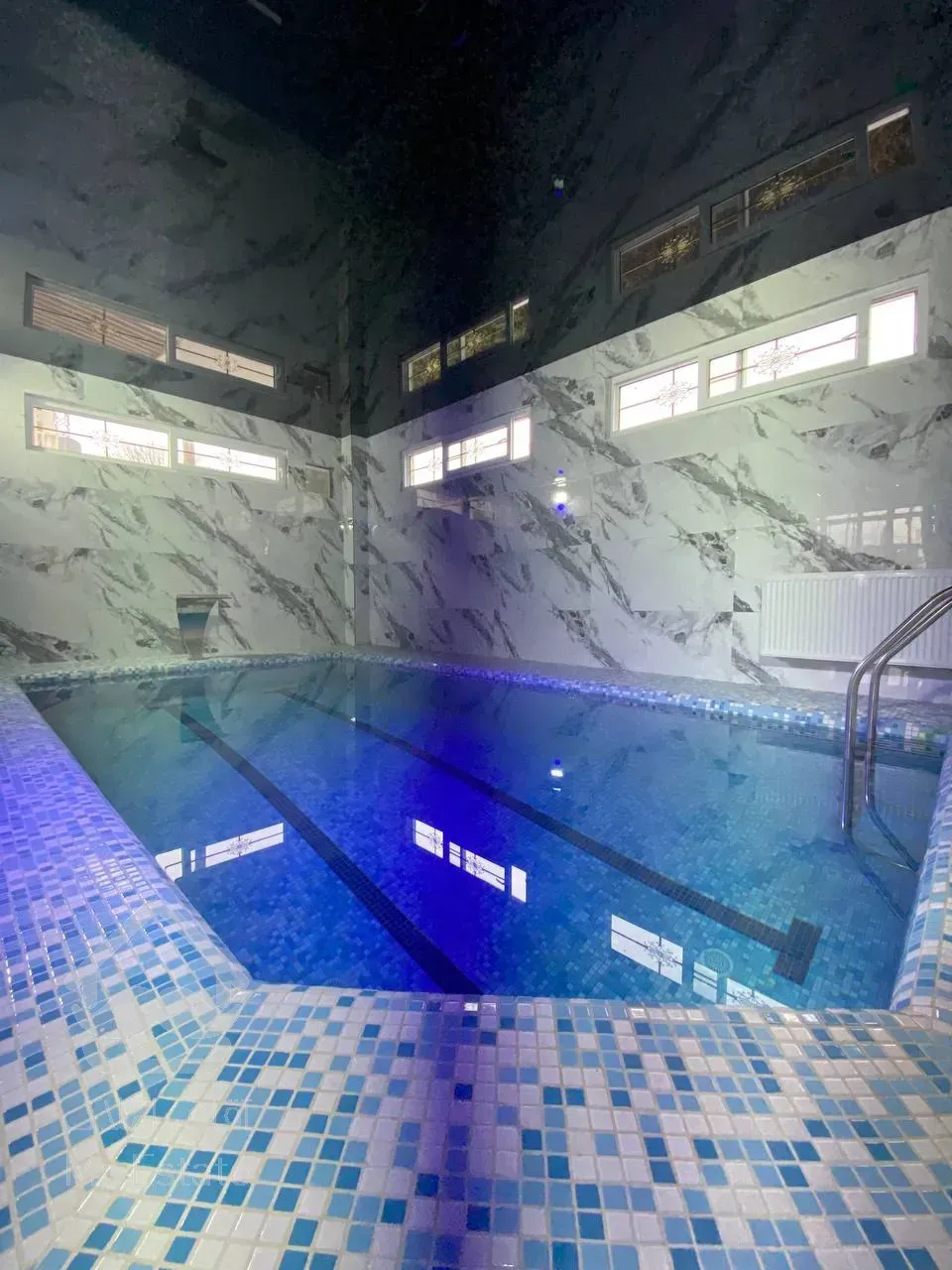 خرید و فروش ویلا فرنیش استخردار دامنه جنگل لوکس