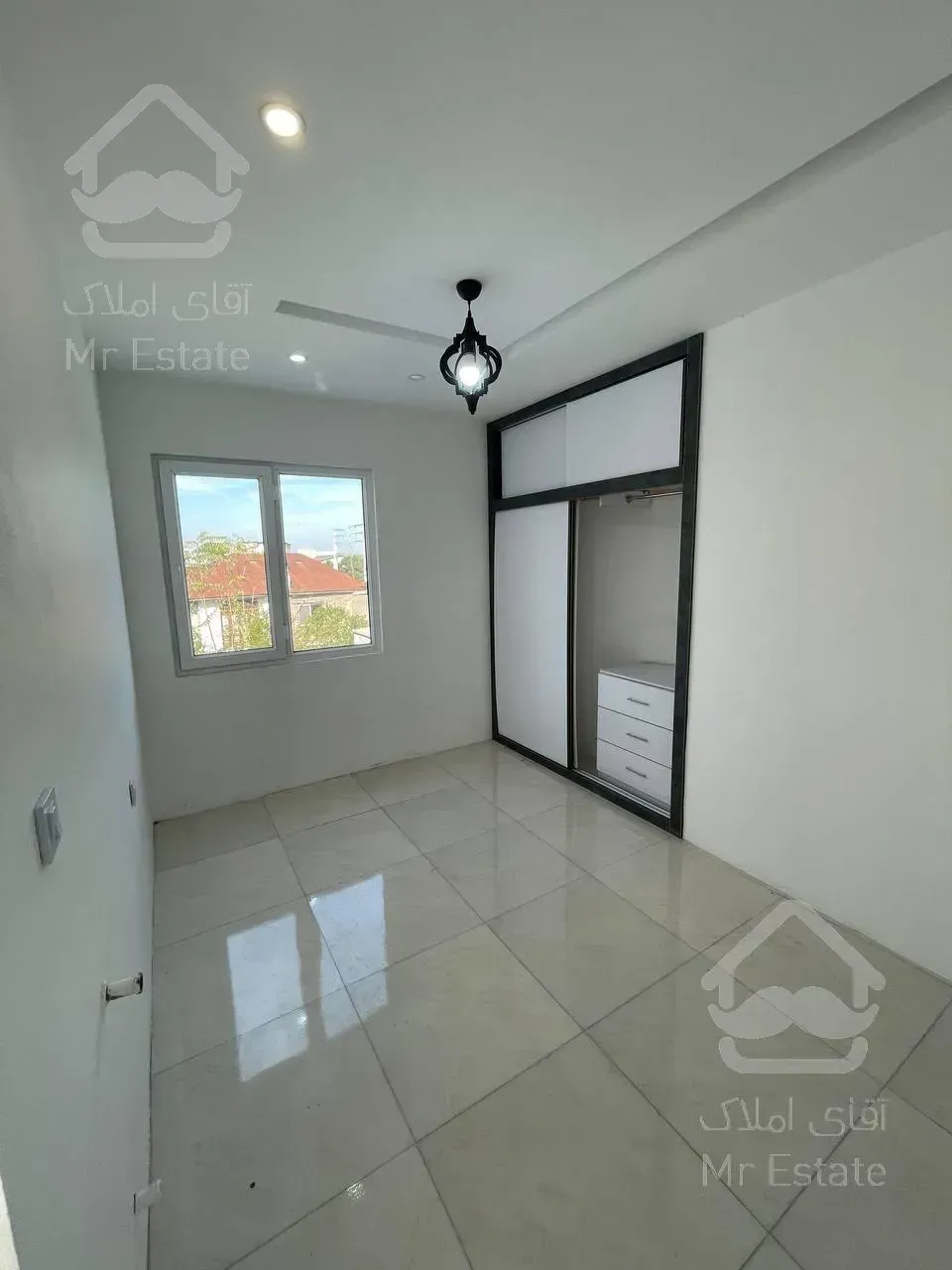 ویلا دوبلکس/3خوابه/استخر داخلی/نما آجری مدرن