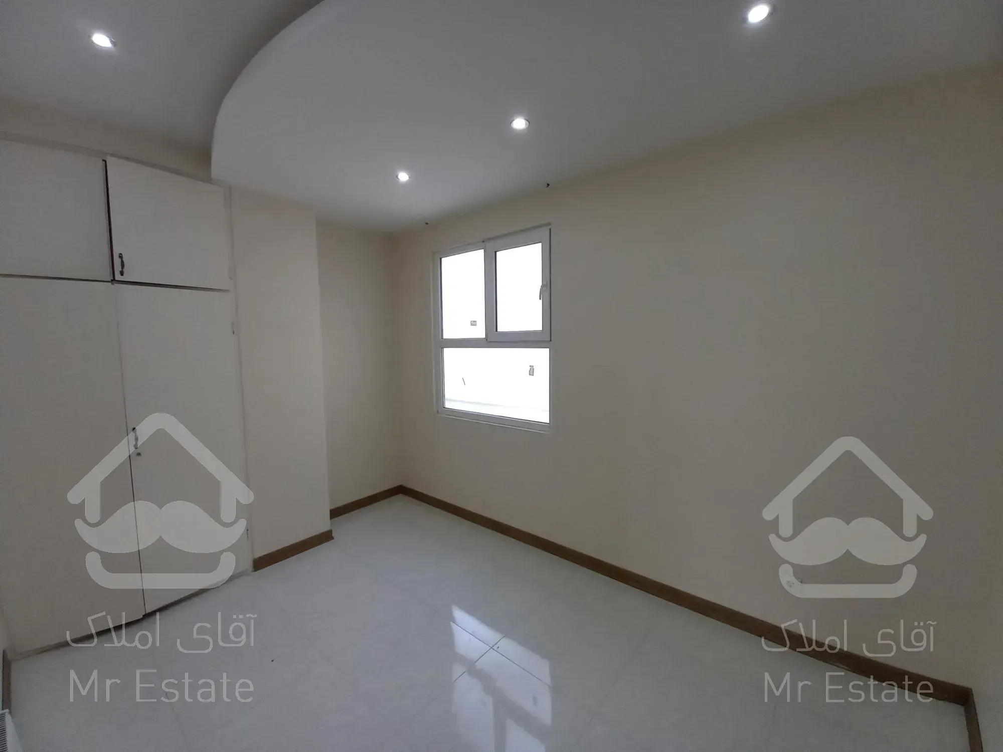 آپارتمان/۱۳۵/متر/سه/خوابه