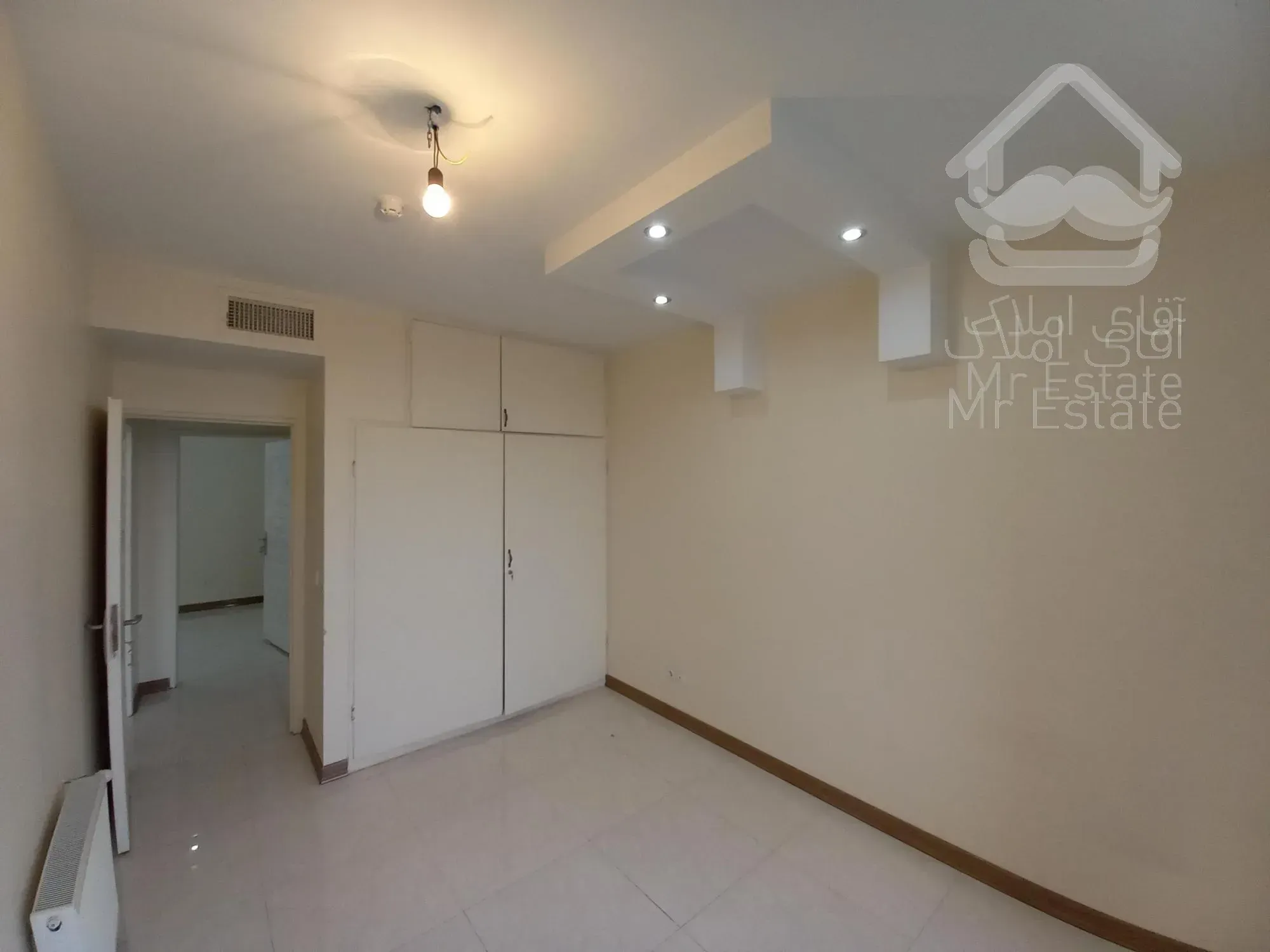 آپارتمان/۱۳۵/متر/سه/خوابه