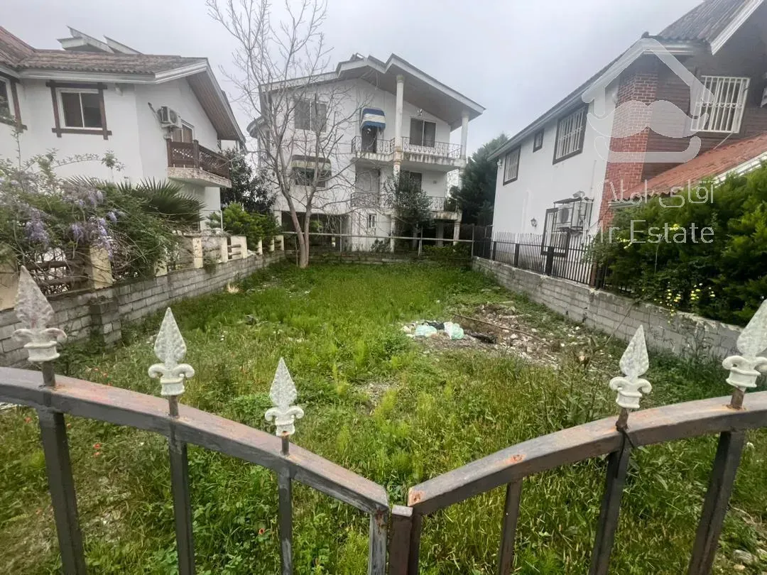 زمین ۲۰۰ متری مسکونی مستقل رویان