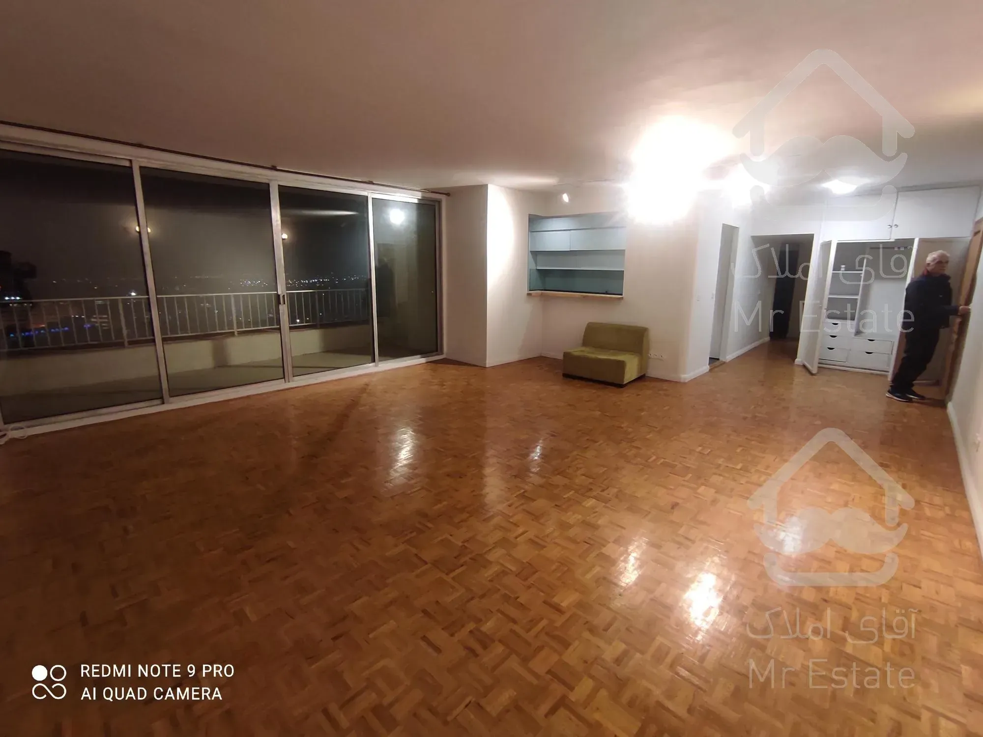 رهن آپارتمان ۱۲۰ متری موقعیت اداری سعادت آباد