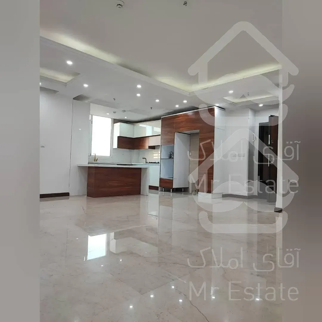 واحد ۸۰ متری بدون واسطه غرق نور بهترین دسترسی