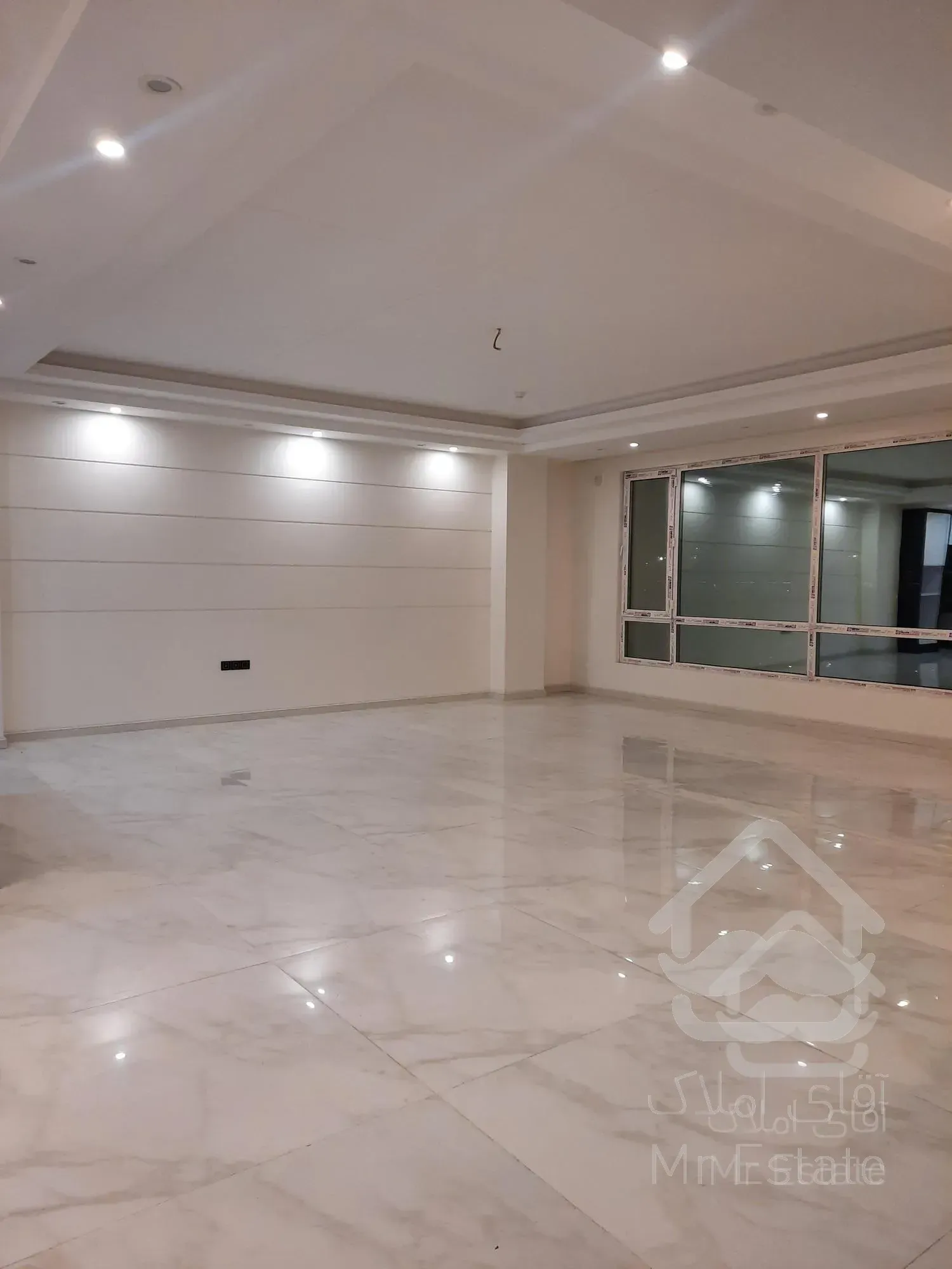 ۱۱۸متر/کردستان/آزادگان/۲پارکینگ