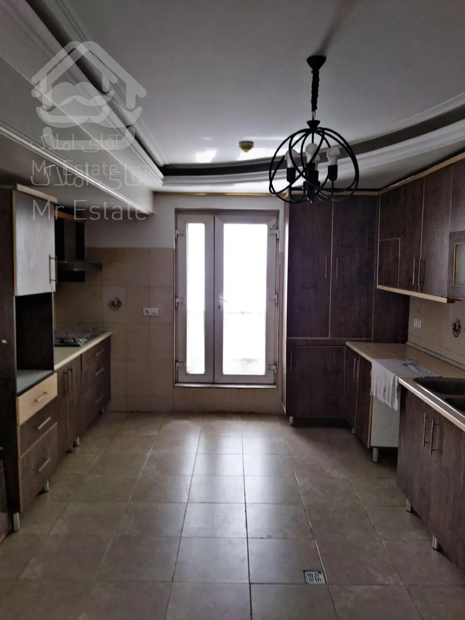 رهن و اجاره واحد ۱۲۰ متری در چیتگر