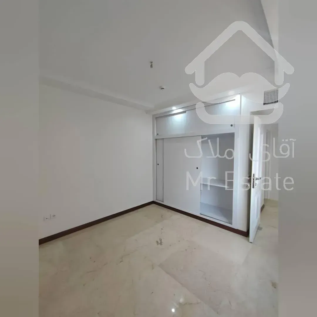 واحد۱۲۰متری تاپ لوکیشن دسترسی عالی سند تک برگ