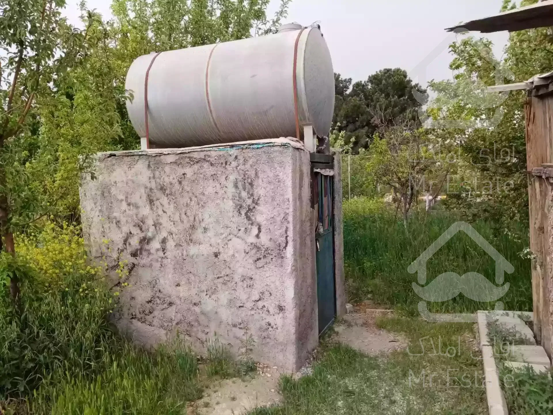 باغ ۱۰۰۰ متری در رباط کریم