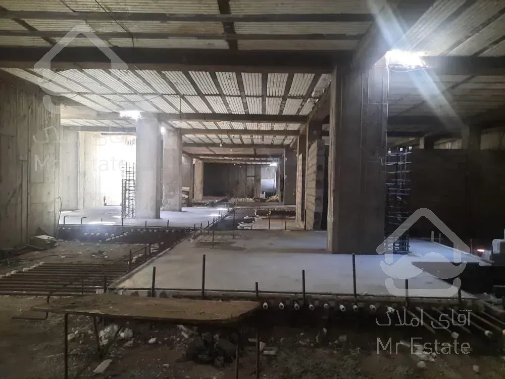 اردستانی/۱۰۰متر/تهاتر با طلا و خودرو/تحویل ۴۰۴/روف گاردن/سند تک برگ