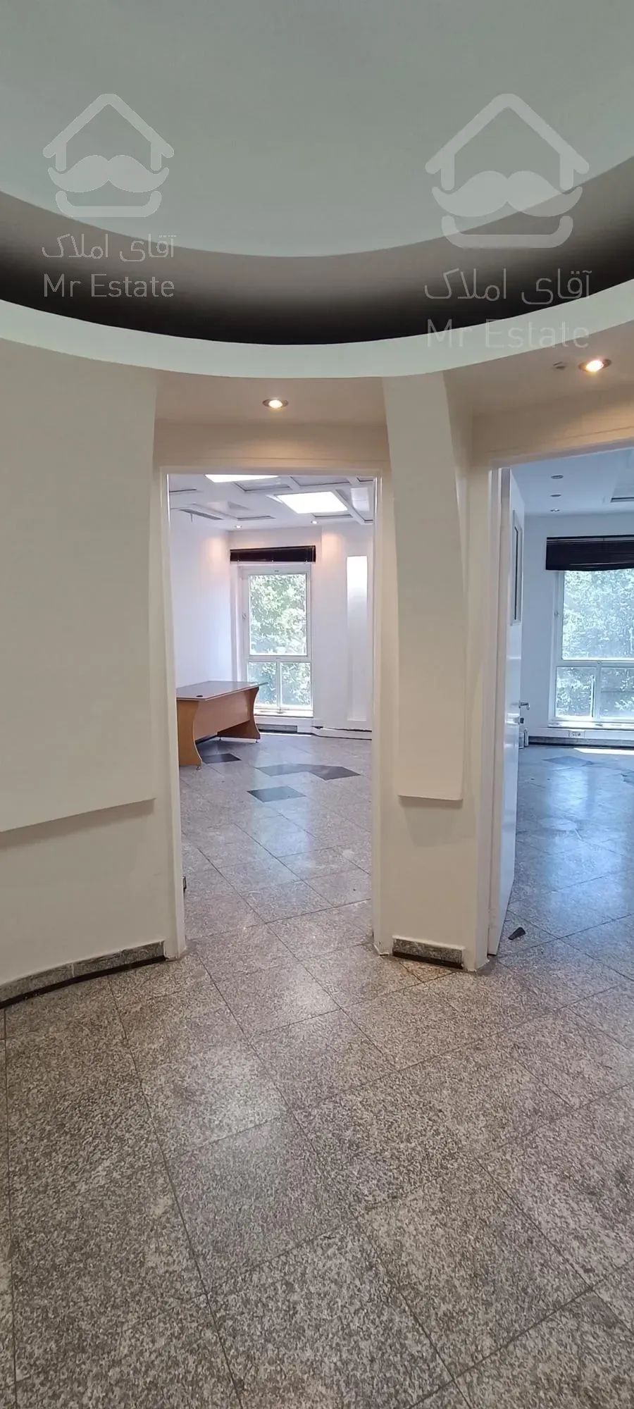 فروش موقعیت اداری ۱۴۵ متر میدان ونک