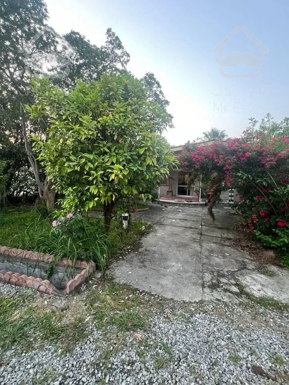 فروش ویلا قدیمی سند دار داخل مجتمع قیمت کاسبی سیاهرود