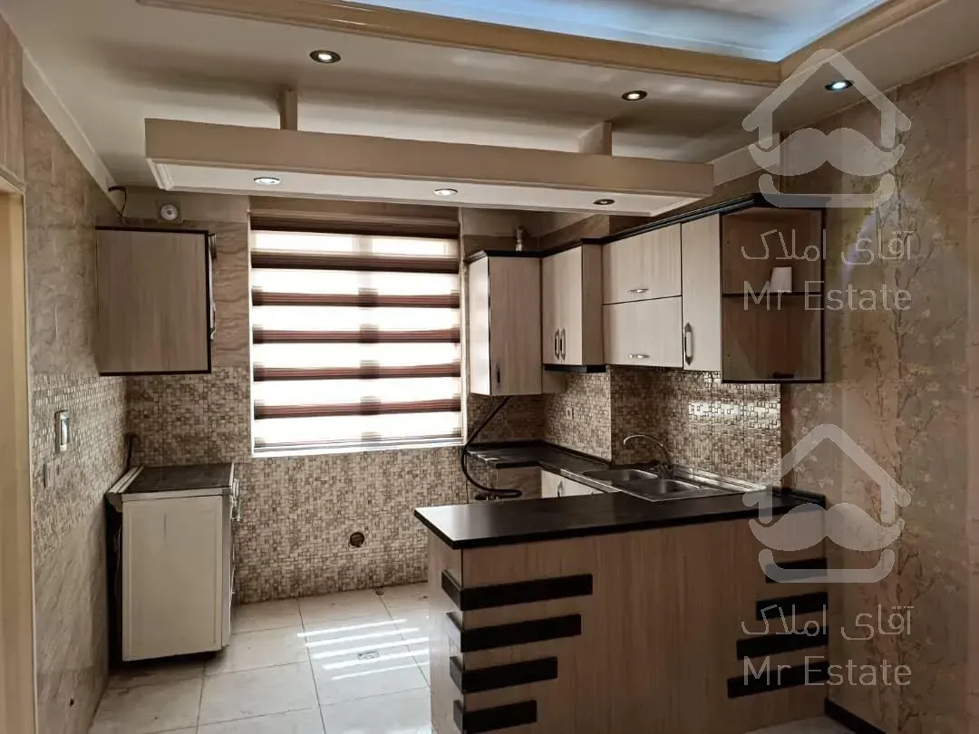 ۴۴متر،یک‌خواب،کمیل