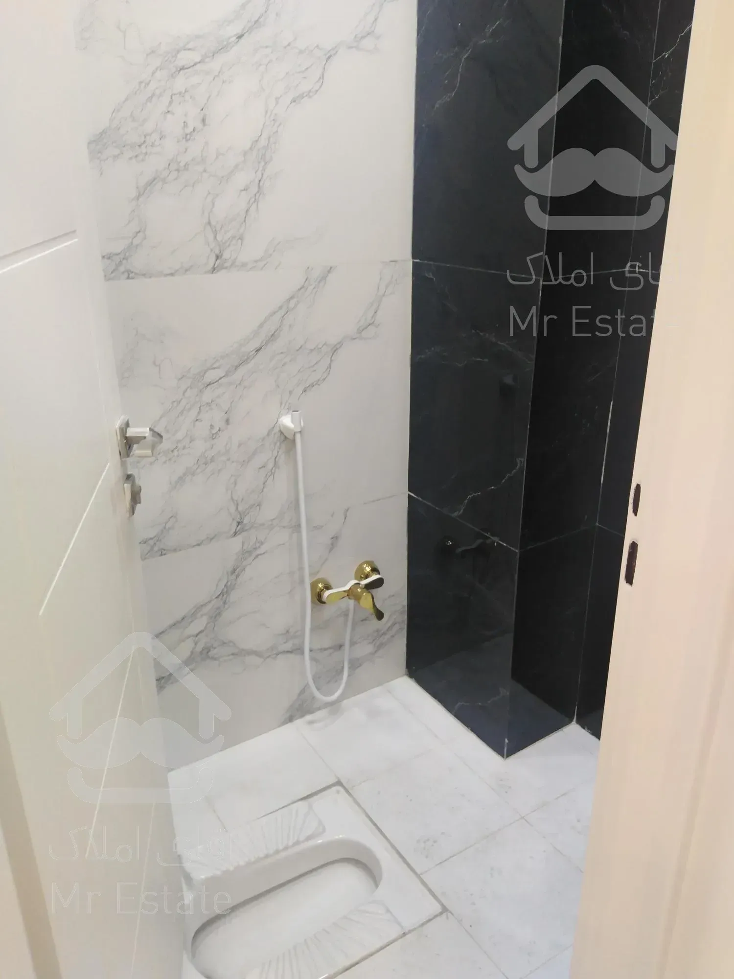 اپارتمان 63متری خوابه تک واحدی طبقه اول فول بازسازی شده درحد کلید نخورده