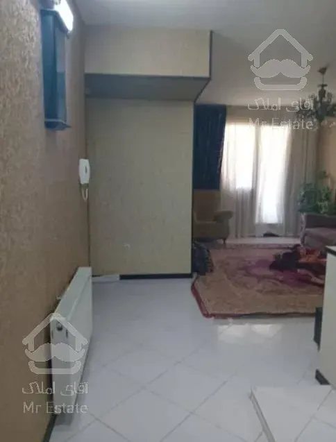 آپارتمان ۷۵متری طبقه اول