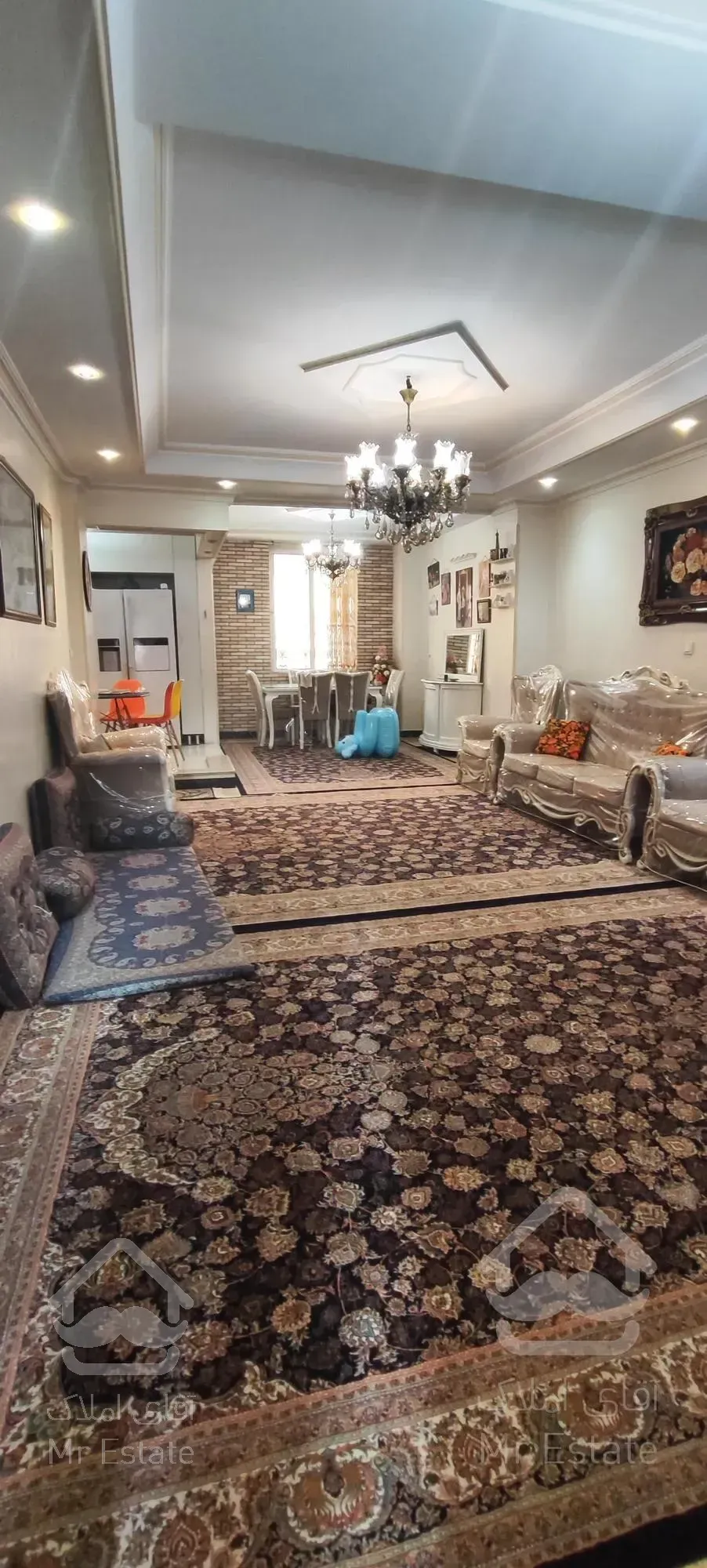 102متر دو خوابه سالن پرده خور