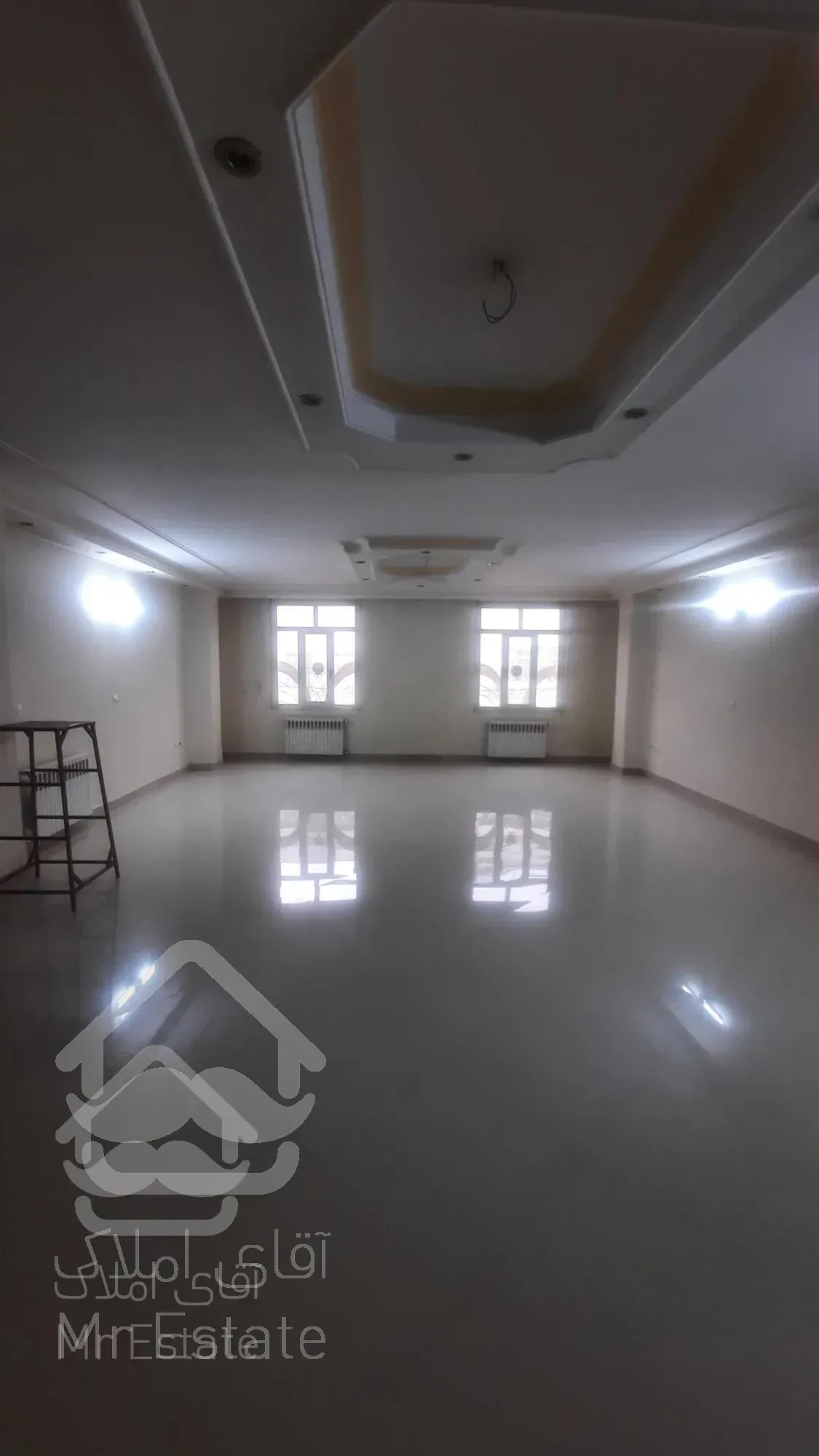 آپارتمان ۱۴۰متری + ۲خواب/ شهرک راه آهن/ دریاچه