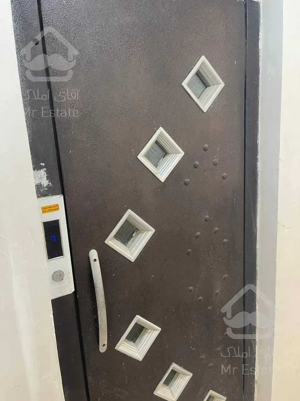 آپارتمان ۸۰ متری کلید نخورده