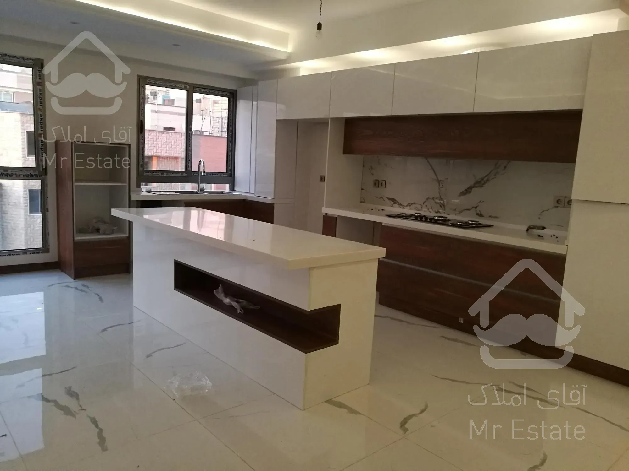 شهرک غرب 137متر تکواحد 2پارکینگ باکس