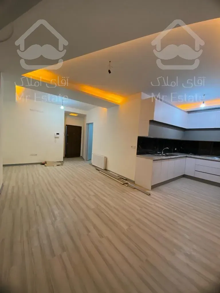 ۷۲ متر، دکور و دیزاین، فول امکانات، دسترسی بی‌نظیر به مترو و اتوبان