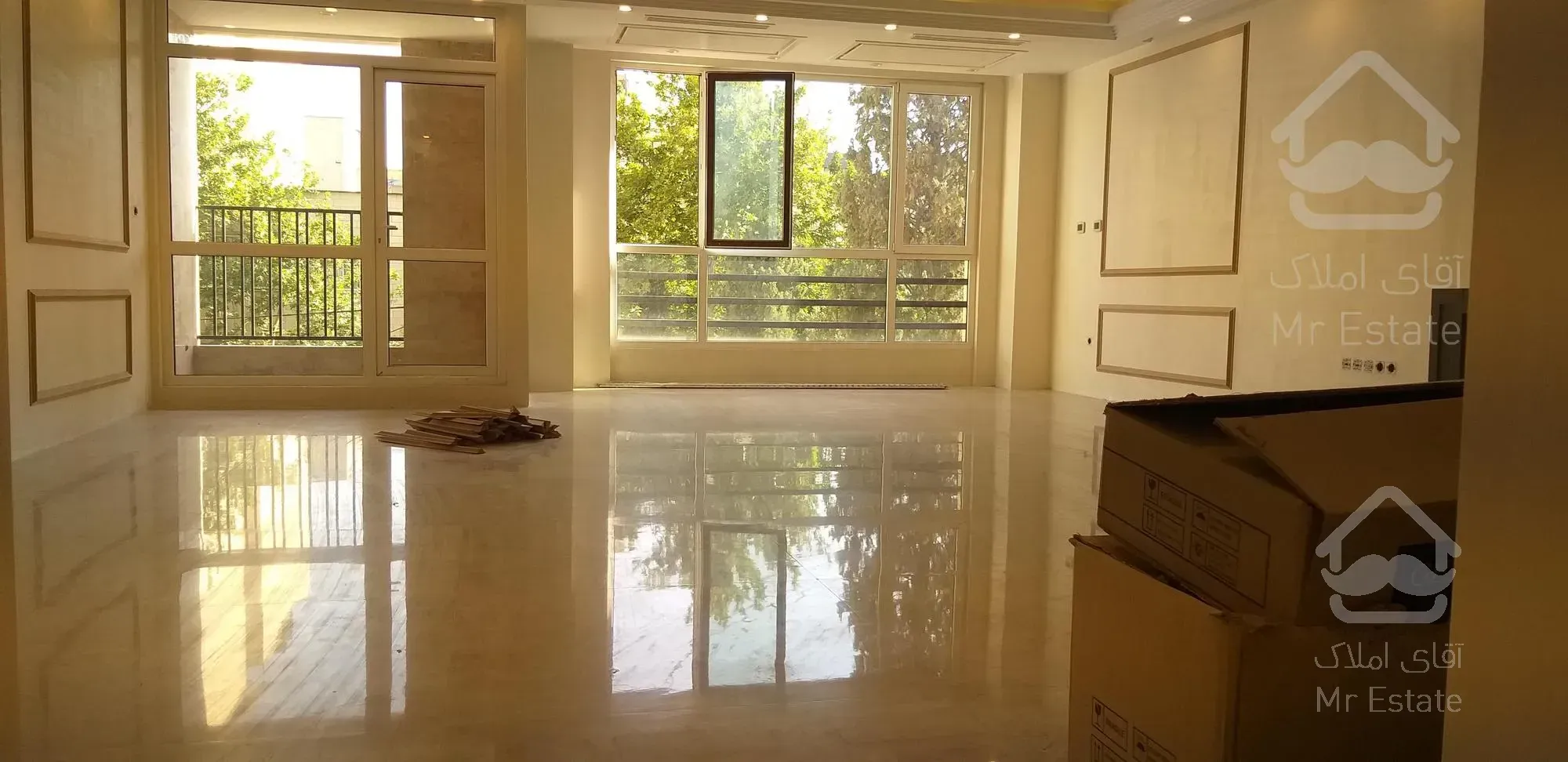 رهن و اجاره آپارتمان ۱۹۲متری در آجودانیه