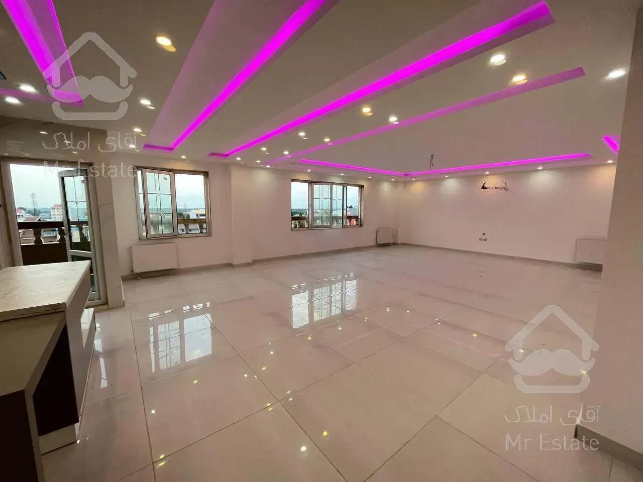 فروش سه خوابه نوساز تک واحدی انزلی