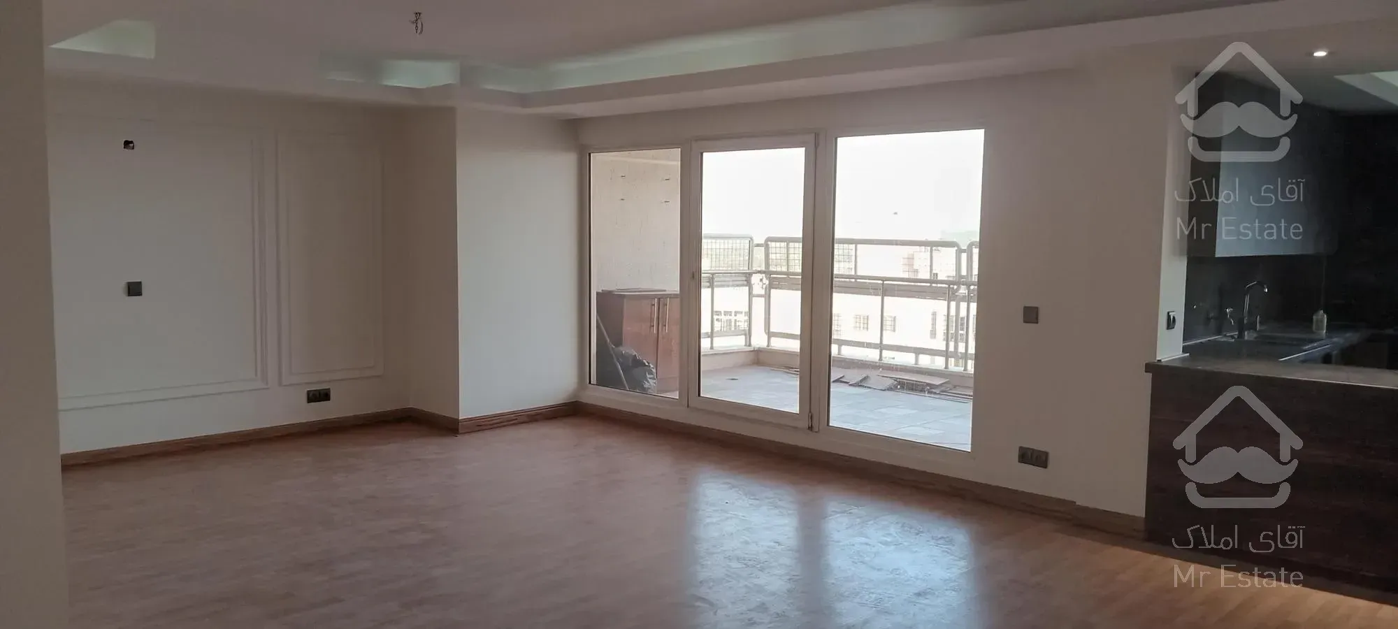 ۲۳۵ متر / ۴خواب/ دریاچه/مجلل و شیک