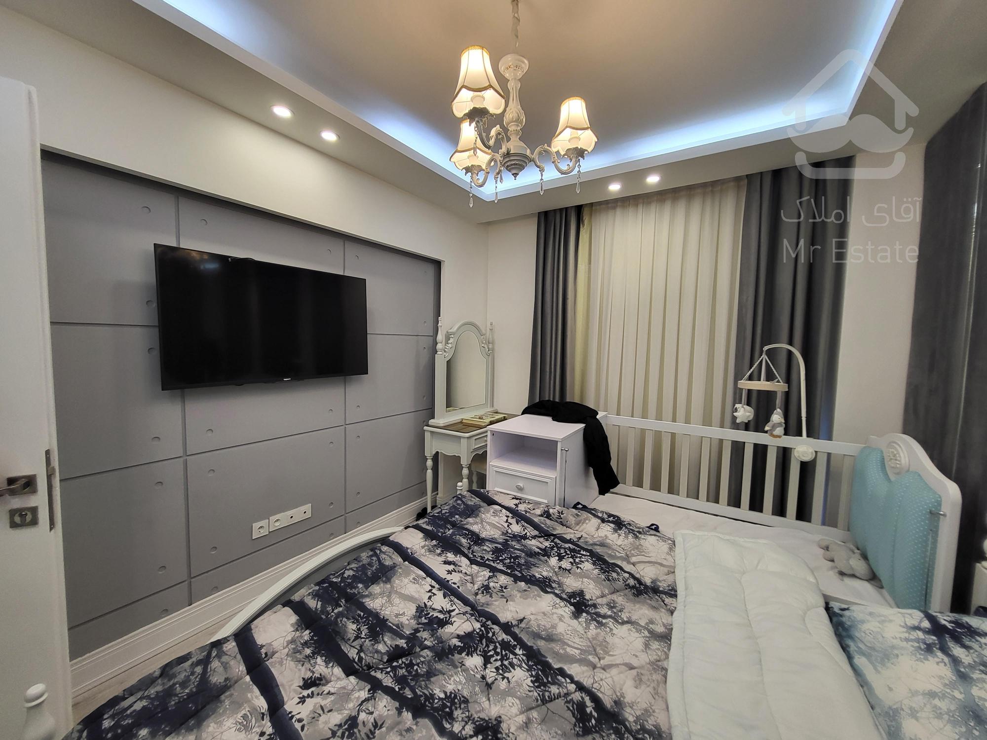 شهرک غرب 147متر تکواحد (دوکله و ویودار)