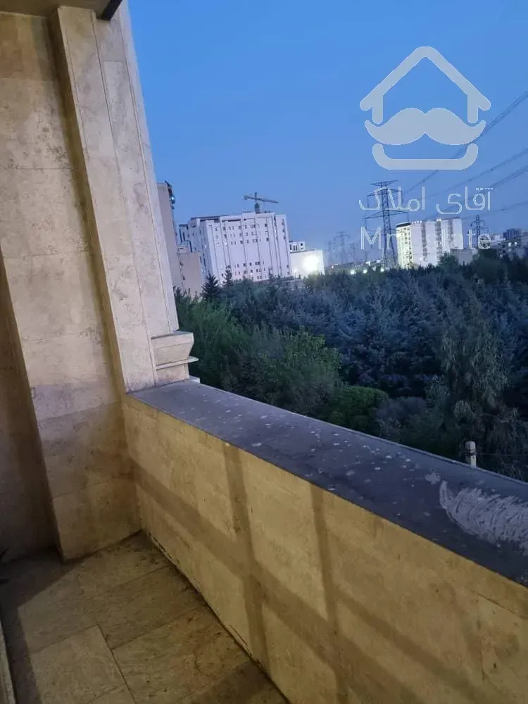 فروش کلنگی سه طبقه ۲۰۰ متر شمالی بلوارعدل