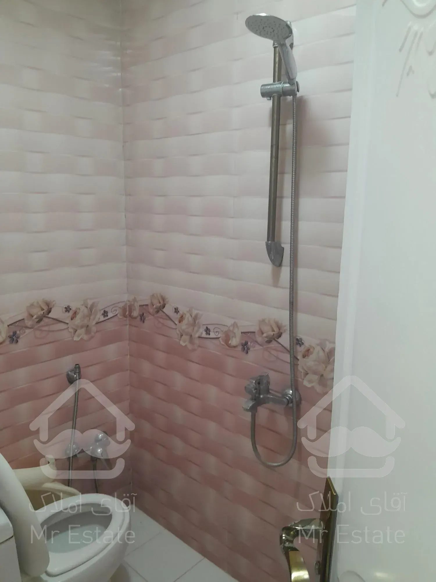 ۴۷متر /فول امکانات/نقلی