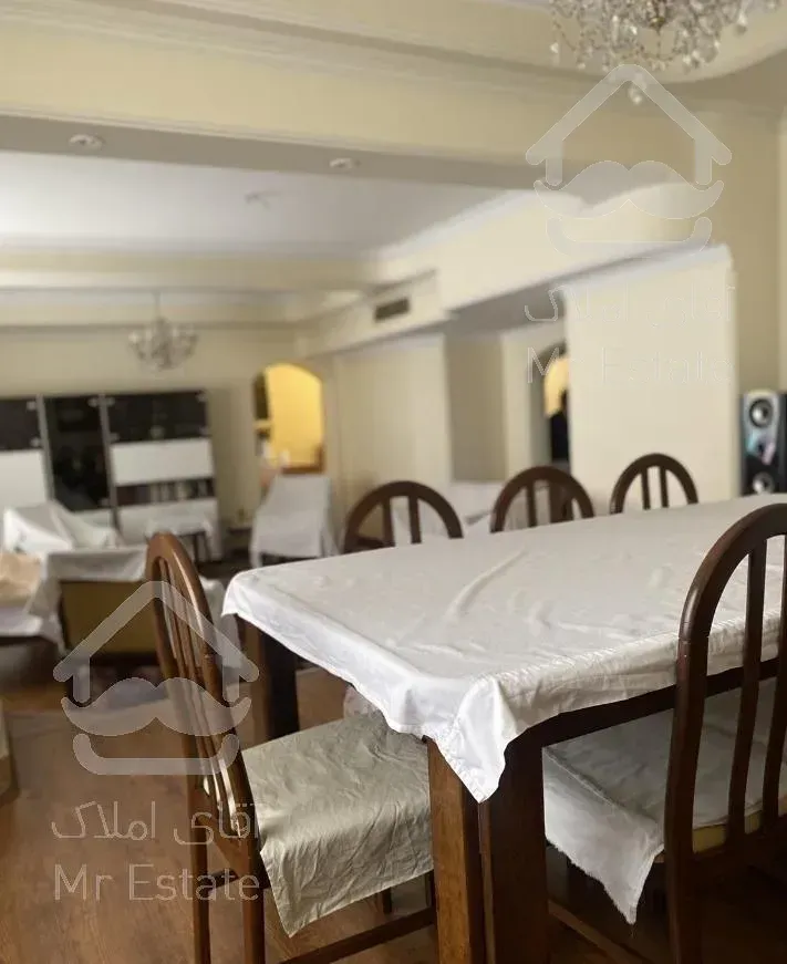 ۲۱۰متر  /  ۴خواب  /  بلوار آزادگان  / سرمایه گذاری