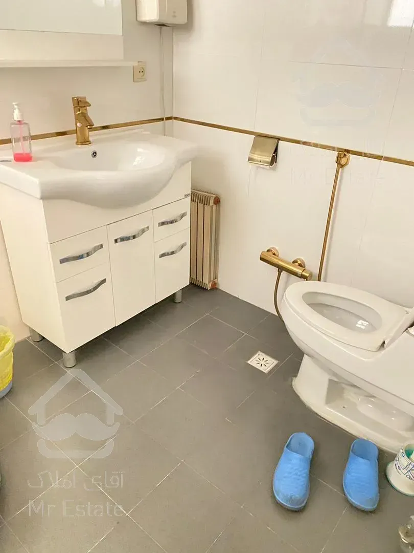 فروش آپارتمان شهرک غرب ۲۱۲متری  بهترین لوکیشن منطقه بهترین برجهای منطقه