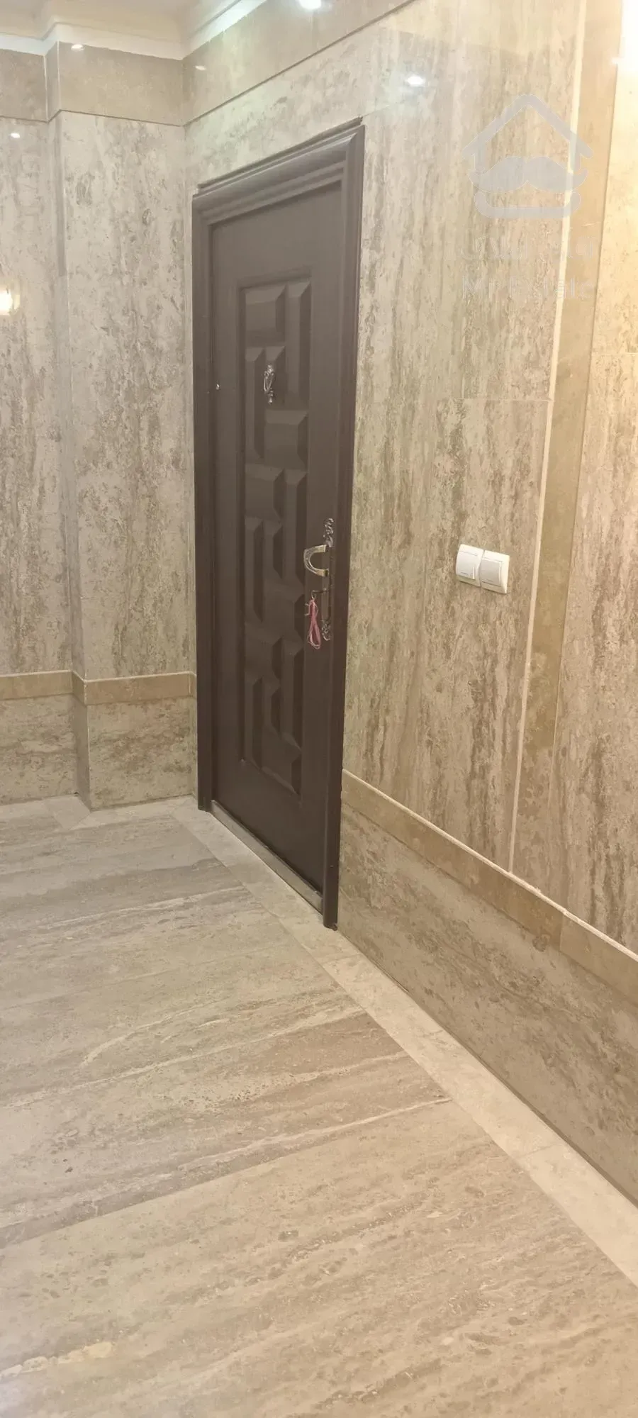 ۲۴۰ متر /۳ خوابه/فوق مدرن/ دریاچه چیتگر