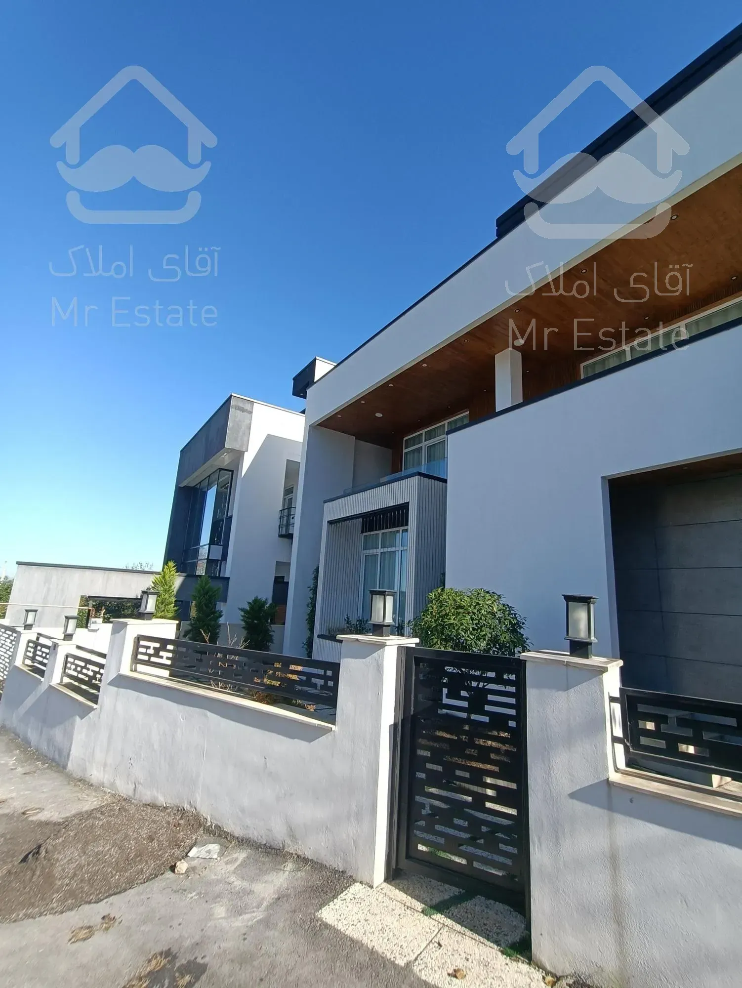 ۲۳۰ متر زمین فروش فوری پول نیاز