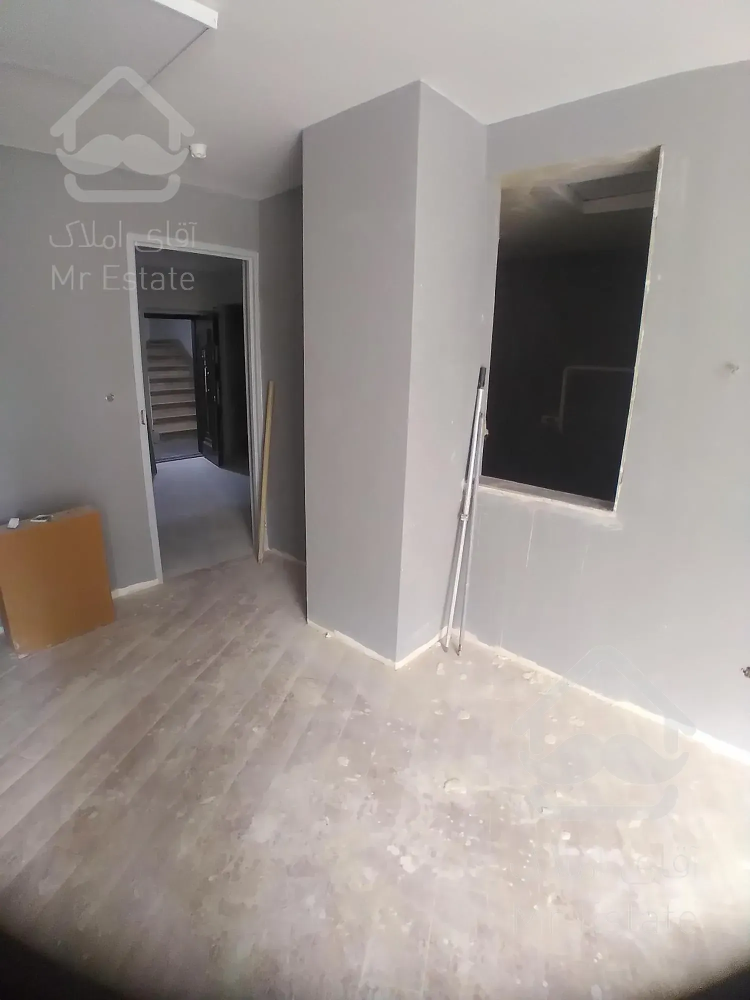 ۱۰۰ متر موقعیت اداری